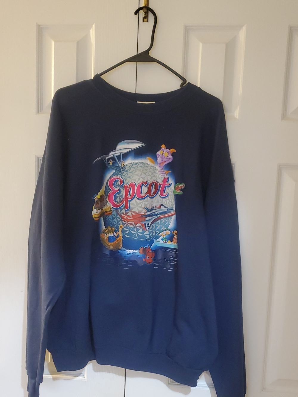 Vintage Disney Epcot Sweatshirt
